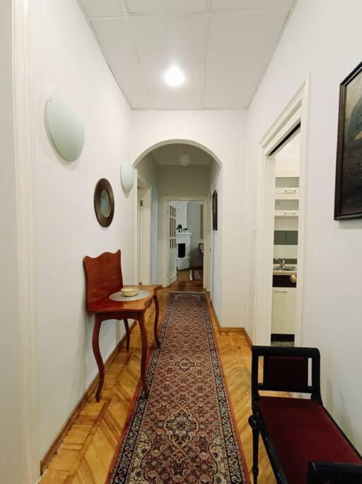 Unique Spacious Classic 3 Bedroom Midtown Apartment ! Billiard Room ! Riga Eksteriør billede