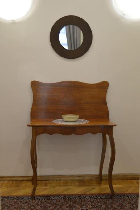 Unique Spacious Classic 3 Bedroom Midtown Apartment ! Billiard Room ! Riga Eksteriør billede